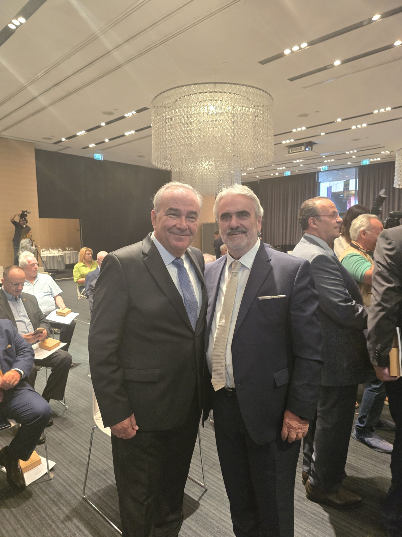 Με αναπληρωτή Υπουργό Οικονομίας Νικόλαο Παπαθανάση